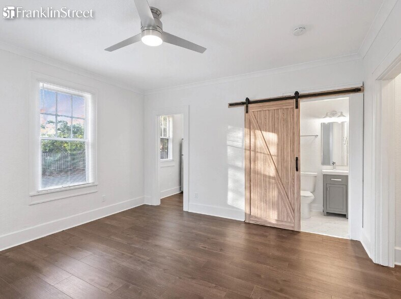 More Photos Of 5301 S 27th Ave, Gulfport Apartments For Sale