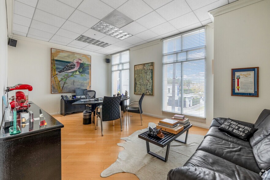 More Photos Of 9150 Wilshire Blvd, Beverly Hills Medical For Lease