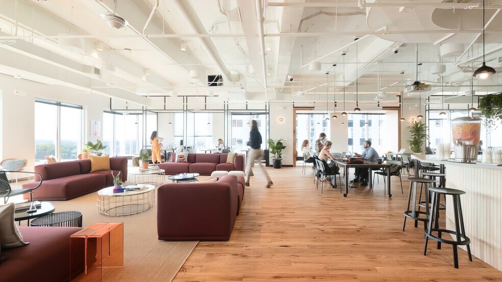 More Photos Of 3280 Peachtree Rd NE, Atlanta Office For Lease