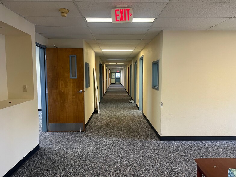 More Photos Of 12604A 3rd, Grandview Medical For Lease