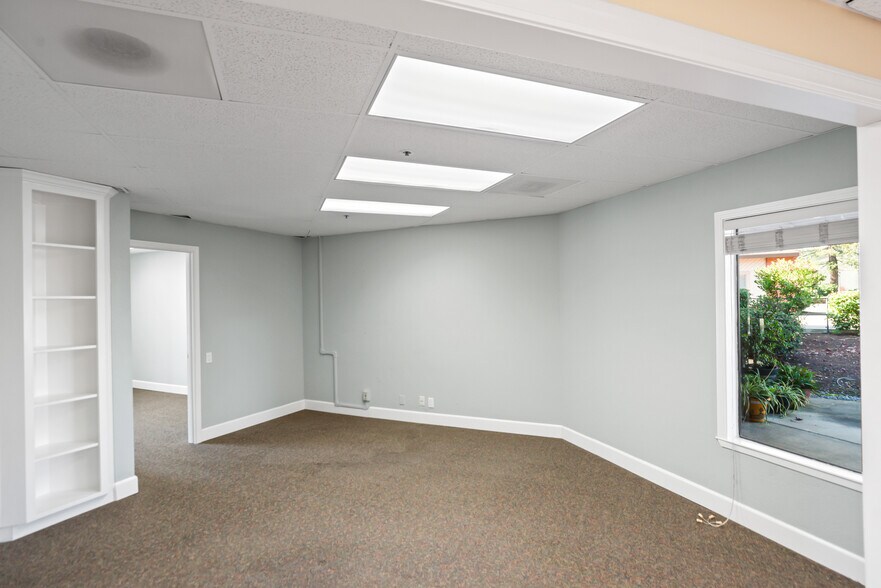 More Photos Of 10011 N Foothill Blvd, Cupertino Medical For Sale