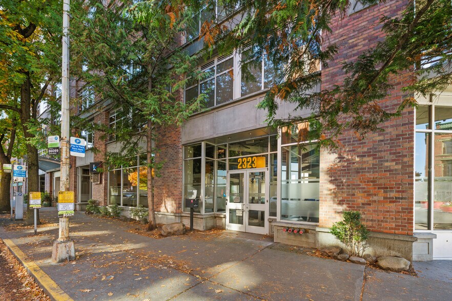 More Photos Of 2319-2323 1st Ave, Seattle Apartments For Sale