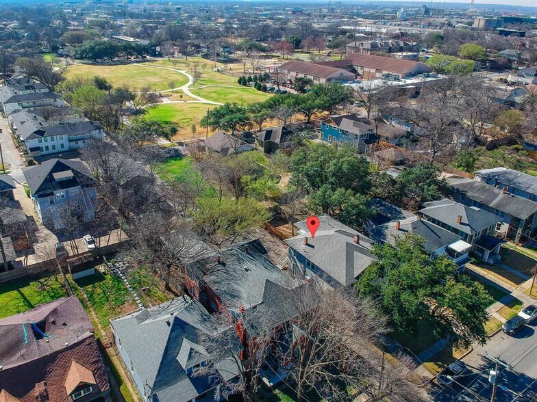 More Photos Of 4630 Junius St, Dallas Multifamily For Sale