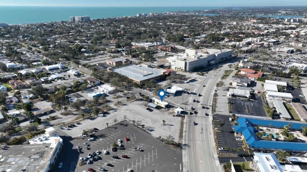 More Photos Of 700 Tamiami Trl S, Venice Carwash For Sale