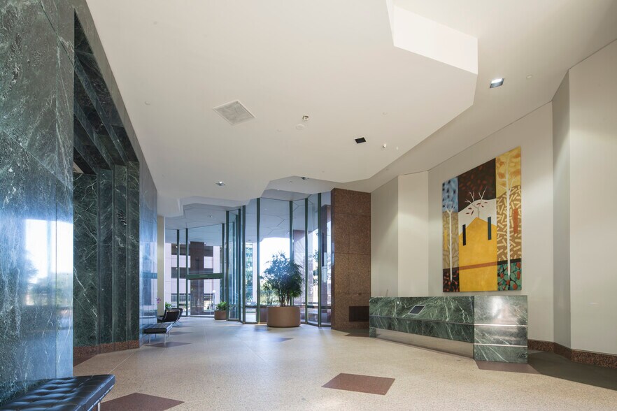 More Photos Of 10866 Wilshire Blvd, Los Angeles Office For Lease