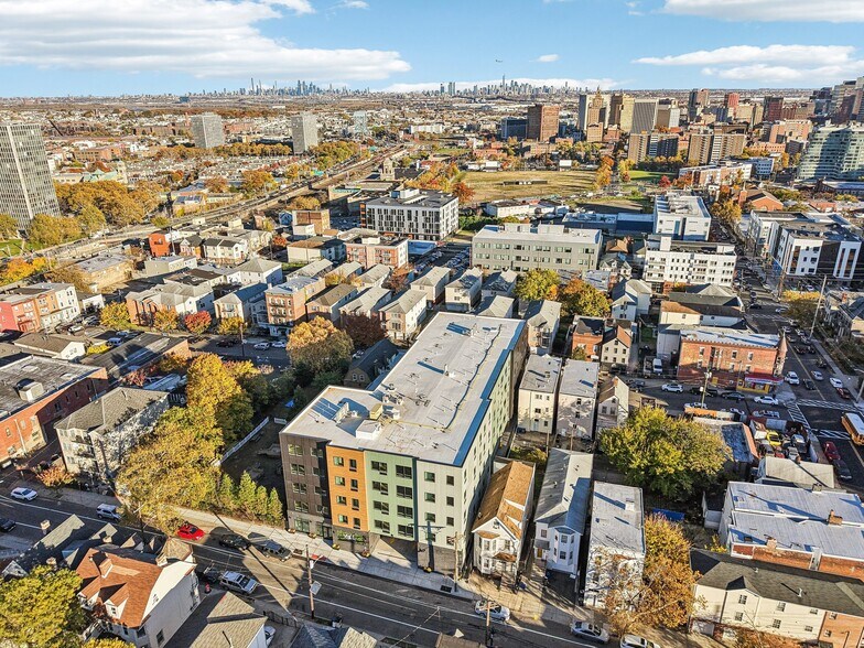 More Photos Of 34-40 Hudson St, Newark Apartments For Lease