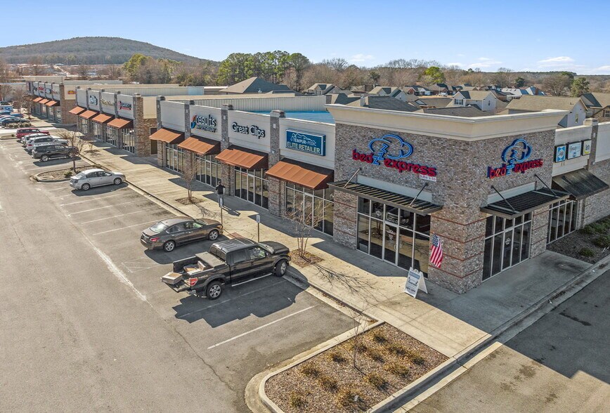 Primary Photo Of 11310 Memorial Pky SW, Huntsville Freestanding For Lease
