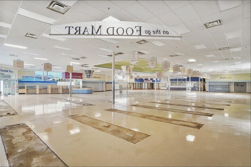 More Photos Of 7800 Cleveland Ave NW, North Canton Drugstore For Sale