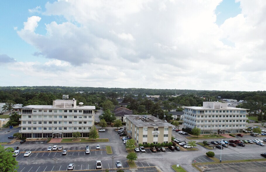 More Photos Of 3929 Airport Blvd, Mobile Office For Sale