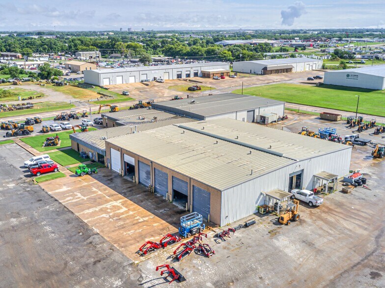 More Photos Of 12210 E 1st St, Tulsa Service For Lease