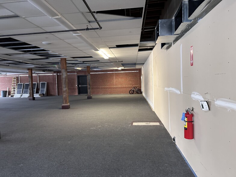 More Photos Of 600 7th St NW, Grand Rapids Apartments For Lease