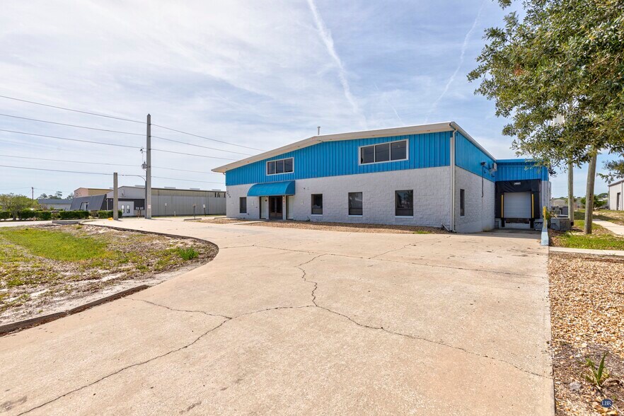 More Photos Of 275 Barnes Blvd, Rockledge Manufacturing For Lease