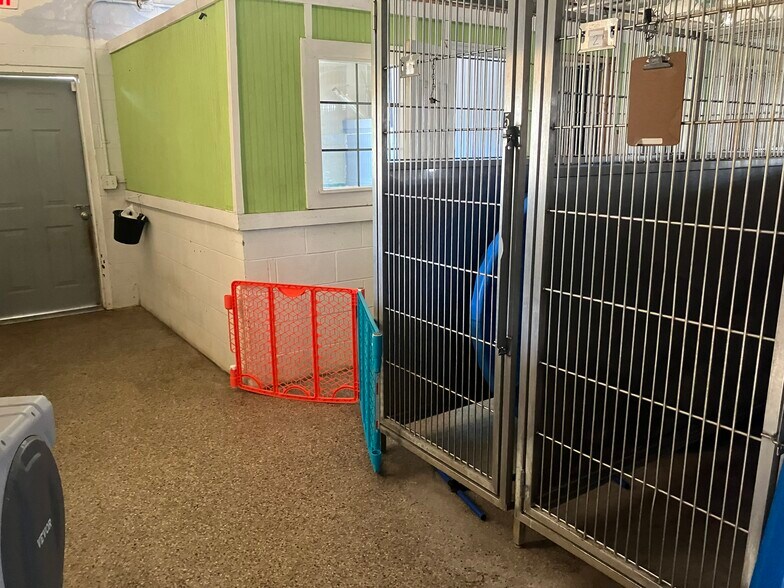 More Photos Of 4265 US Highway 17 N, Brunswick Medical For Sale