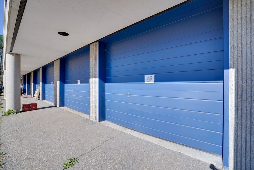 More Photos Of 275 Portsmouth Ave, Stratham Light Manufacturing For Sale