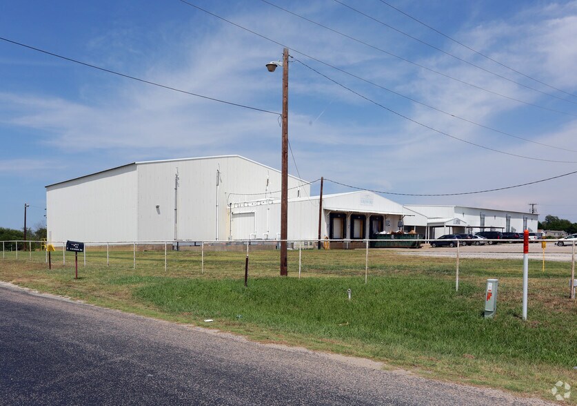 Primary Photo Of 72 Gibbons Rd, Sherman Refrigeration Cold Storage For Lease