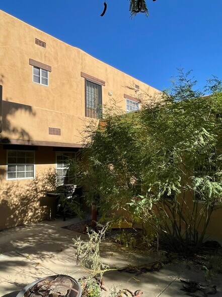 More Photos Of 1804 E College Blvd, Roswell General Retail For Sale