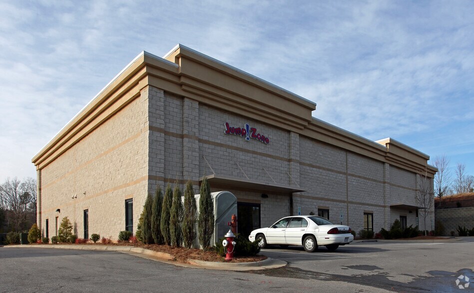 Primary Photo Of 250 Premier Dr, Holly Springs Light Manufacturing For Lease