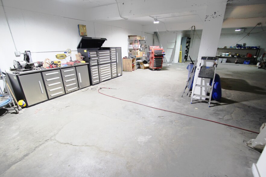 More Photos Of 1550 Spruce St, Wooster Industrial For Sale