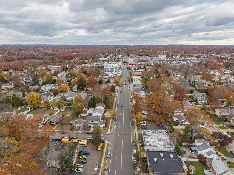 More Photos Of 2149 Wantagh Ave, Wantagh Office For Sale