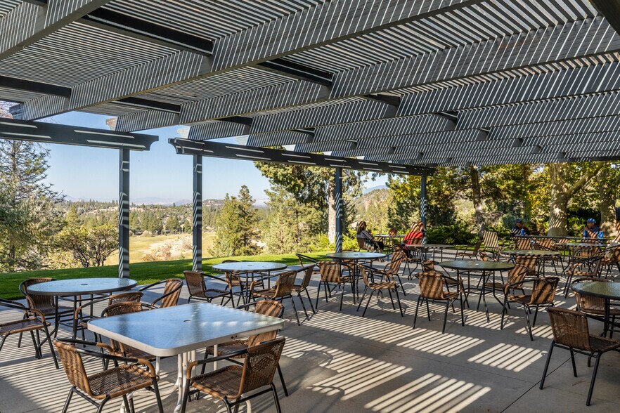 5925 Country Club Dr, Weed, CA 96094 Golf Course Driving Range For