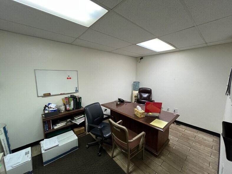 More Photos Of 1901 S Bannock St, Denver Warehouse For Lease