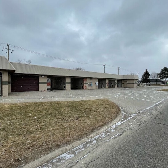 More Photos Of 30544 Grand River Ave, Farmington Hills Carwash For Sale