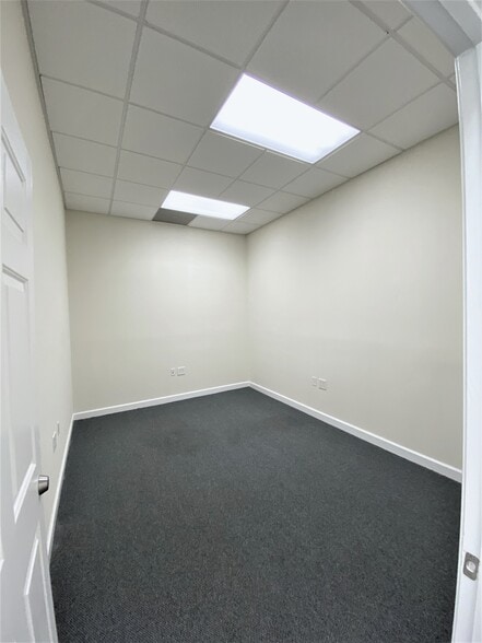 More Photos Of 2000 Bearcat Way, Morrisville Research And Development For Lease