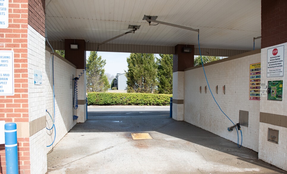 More Photos Of 3425 N Main St, High Point Carwash For Sale