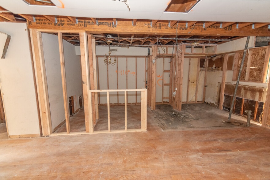 More Photos Of 4907-4921 Frederick Ave, Baltimore Apartments For Sale