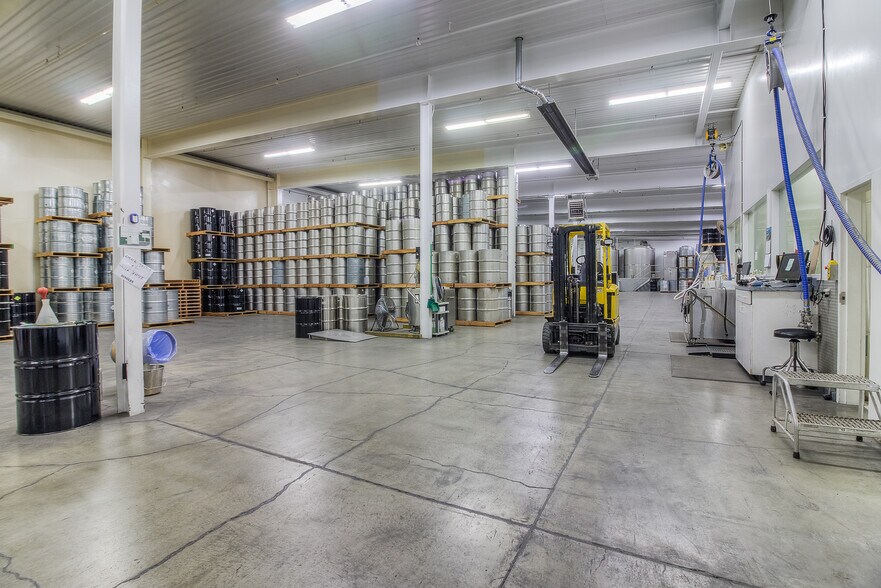 More Photos Of 11793 Fort Rd, White Swan Manufacturing For Sale