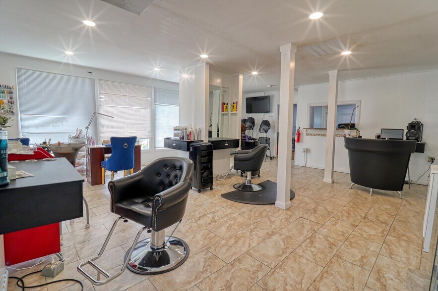 More Photos Of 324-326 Broadway, Lawrence Office Residential For Sale