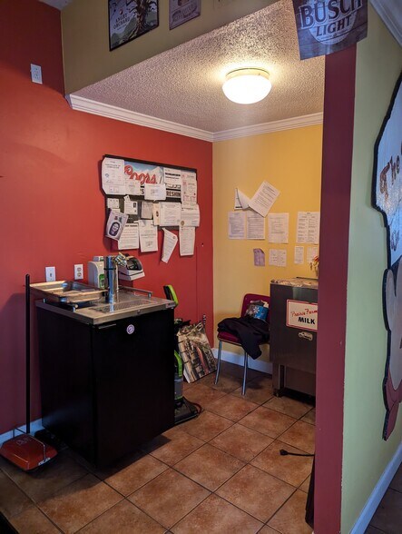 More Photos Of 9180 State Route 140, Hamel Restaurant For Sale