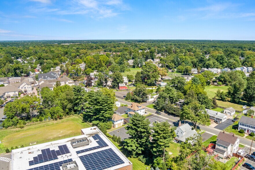 More Photos Of 2561 Yardville Hamilton Squ Rd, Hamilton Square Office For Sale