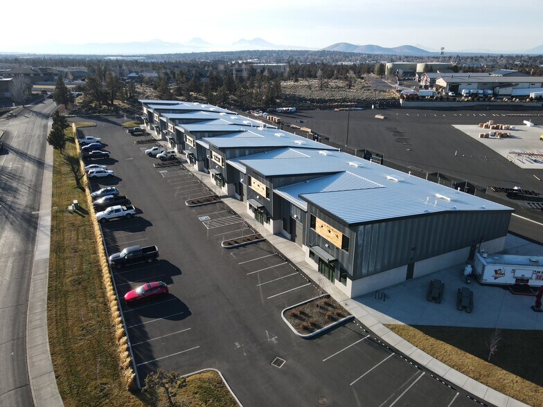 More Photos Of 2405 SW 1st St, Redmond Industrial For Lease