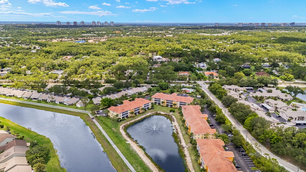 More Photos Of 10000-10030 Maddox Ln, Bonita Springs Apartments For Sale