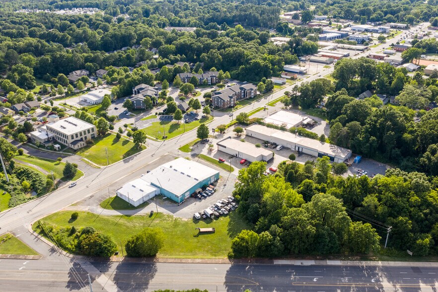 More Photos Of 650 W Main St, Rock Hill Flex For Sale