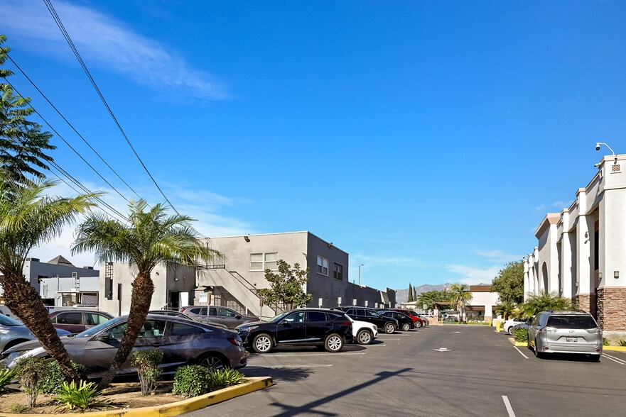 More Photos Of 8780 Valley Blvd, Rosemead Office For Lease