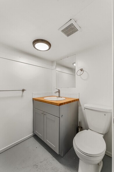 More Photos Of 204 Moran St, Reno Apartments For Sale