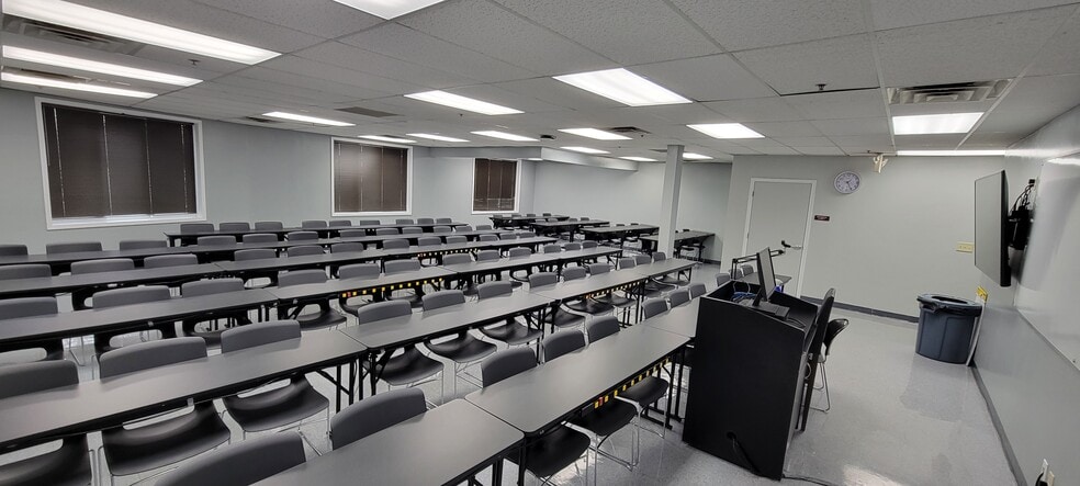 More Photos Of 2300 Greene Way, Louisville Office For Sale
