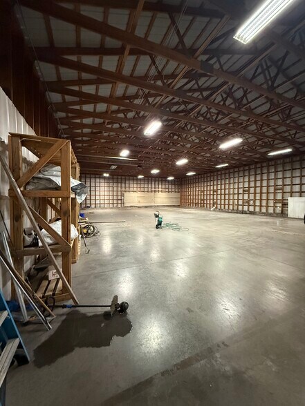 More Photos Of 1505 NJ-38, Hainesport Flex For Sale