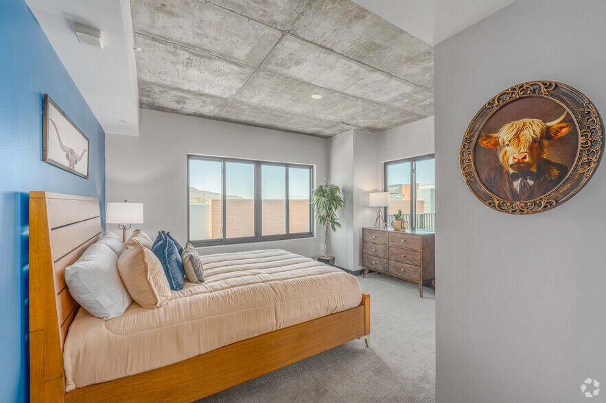 More Photos Of 215-219 S Water St, Henderson Apartments For Lease