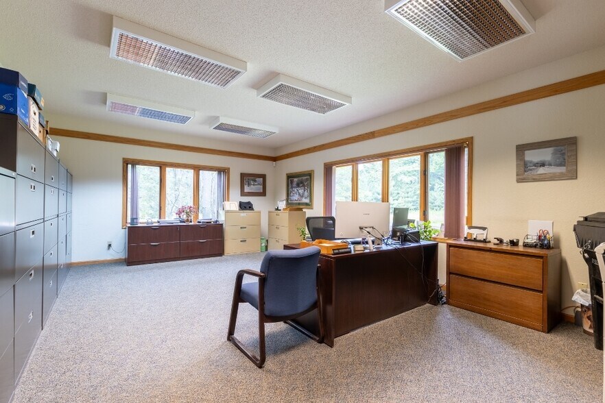 More Photos Of 226126 Hummingbird Rd, Wausau Medical For Sale