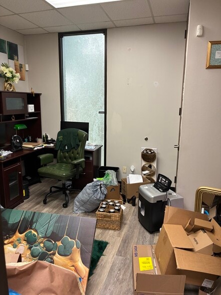 More Photos Of 6677 Rookin St, Houston Storefront Retail Office For Sale