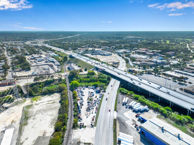 More Photos Of 551 Steves Ave, San Antonio Office Residential For Sale