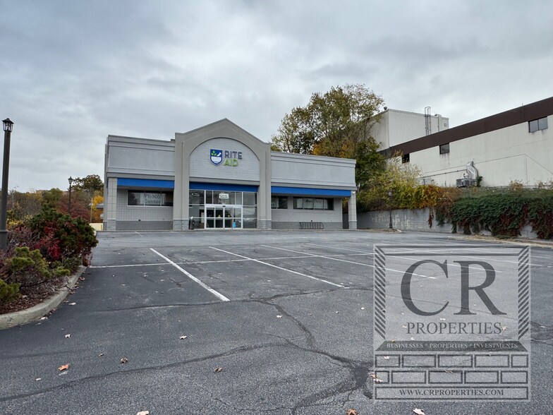 More Photos Of 3350 North Rd, Poughkeepsie Drugstore For Sale