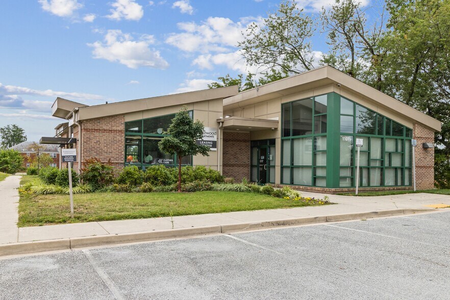 More Photos Of 1100 E Ramblewood Rd, Baltimore Apartments For Sale