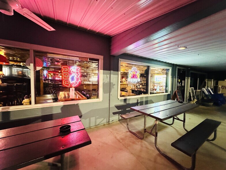 More Photos Of 125 Cypress Rd, Buchanan Restaurant For Sale