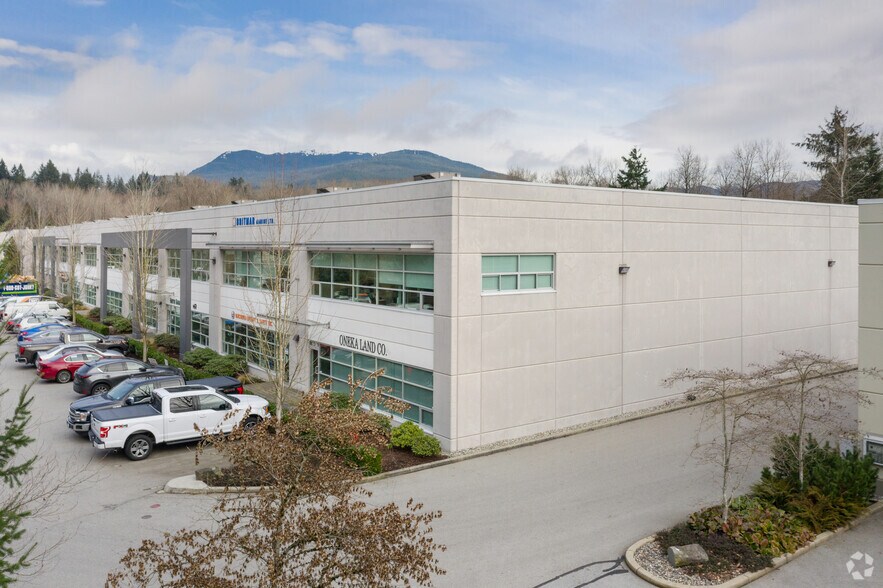 More Photos Of 2433 Dollarton Hwy, North Vancouver Warehouse For Sale
