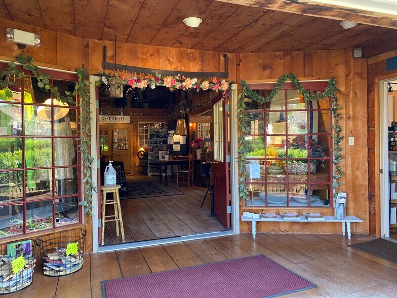 More Photos Of 4010 W Skippack Pike, Skippack Freestanding For Lease