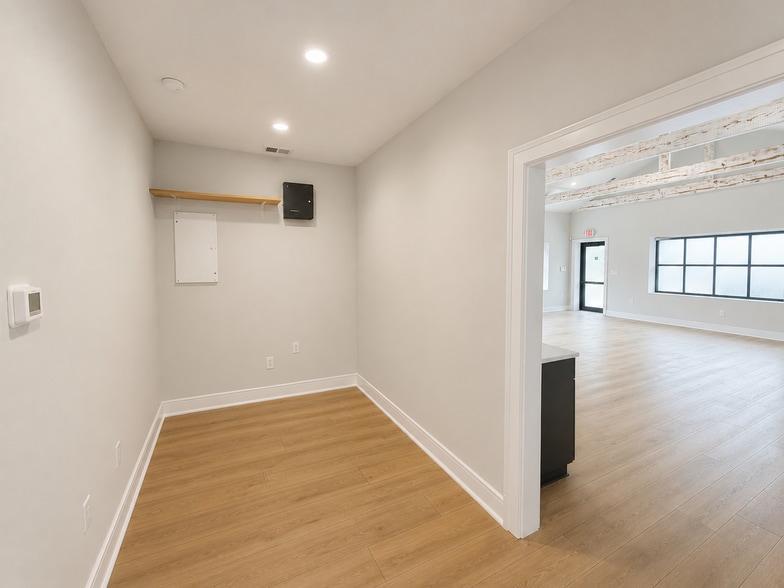 More Photos Of 4122 Meeting Street Rd, Charleston Warehouse For Lease